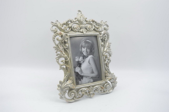 Vintage gold resin picture frame, intricate Baroque style, Ta