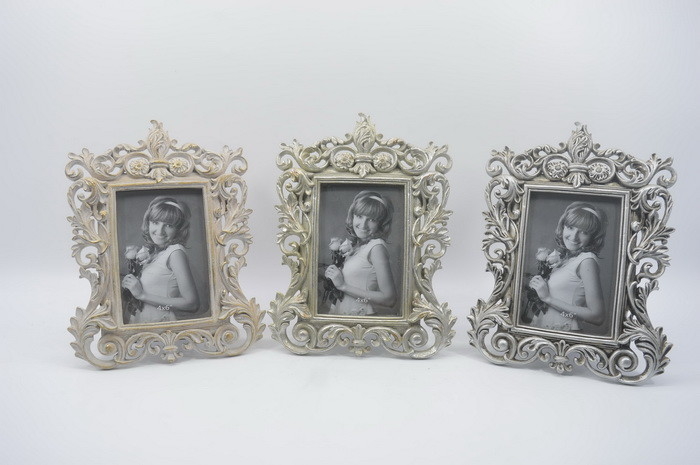 Vintage gold resin picture frame, intricate Baroque style, Ta